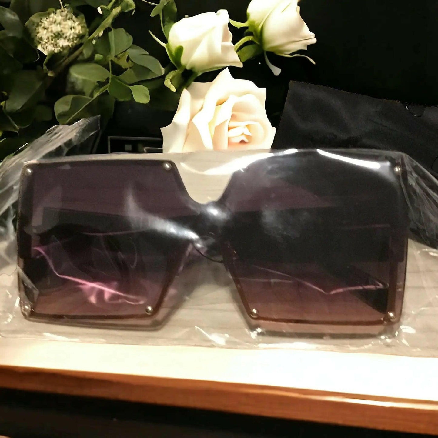 Retro Women's Sunglasses - M. Burks Pretty Boutique LLC