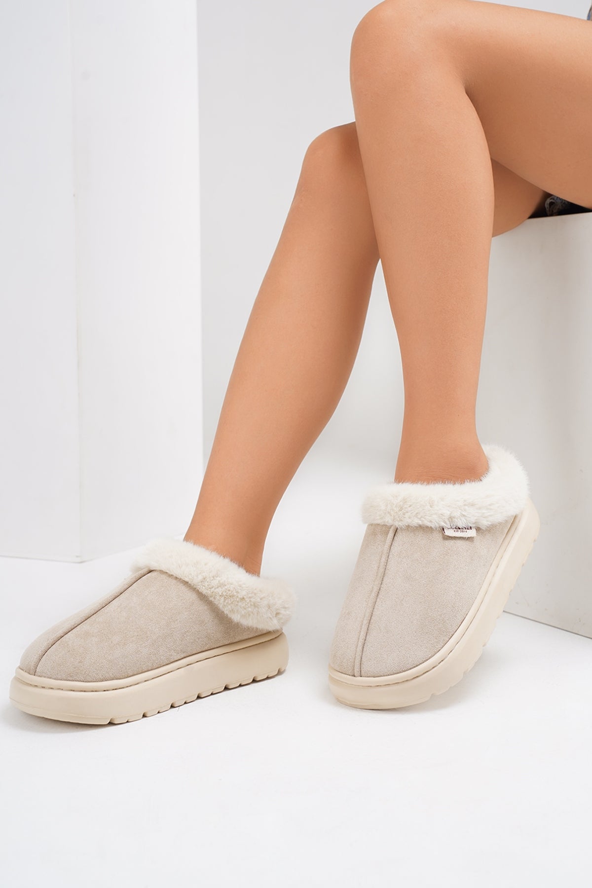Furry Round Toe Platform Slippers.