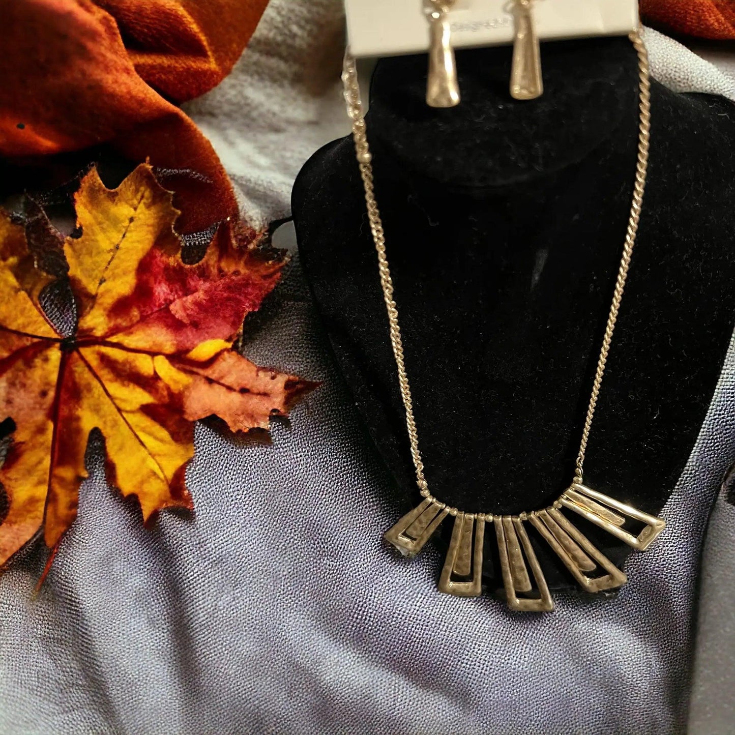 Neck lace and Earring Set - M. Burks Pretty Boutique LLC