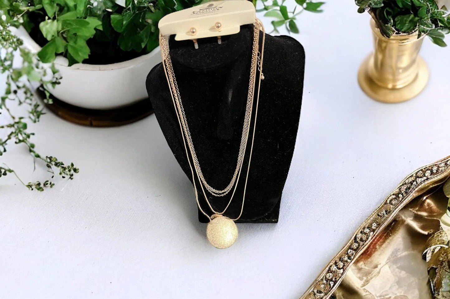 Neck lace and Earring Set - M. Burks Pretty Boutique LLC