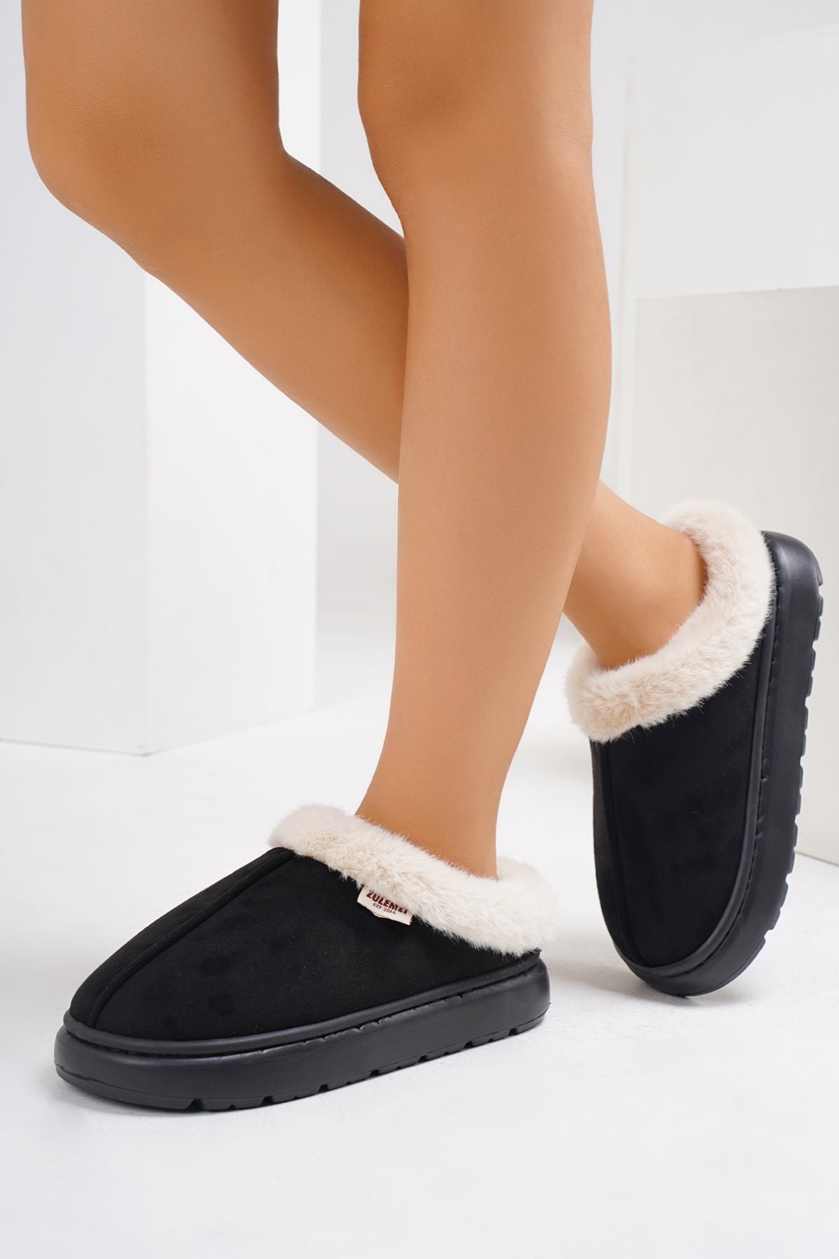 Furry Round Toe Platform Slippers.